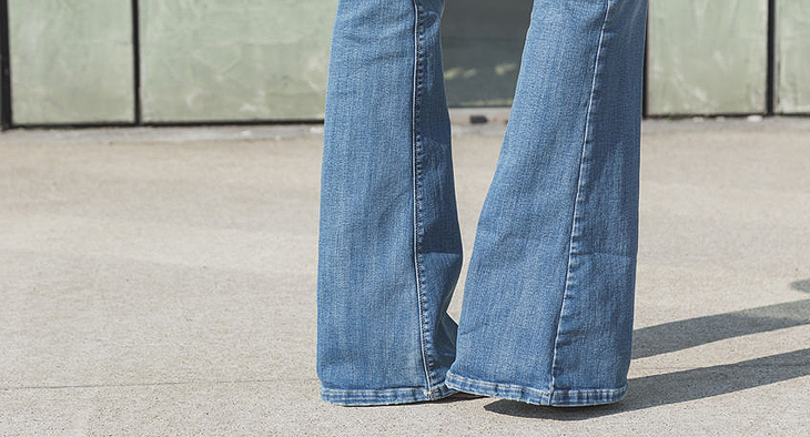 A photo of flared jeans. 