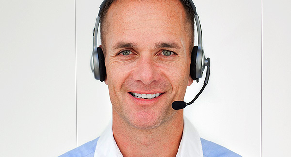 A photo of telephone salesman.